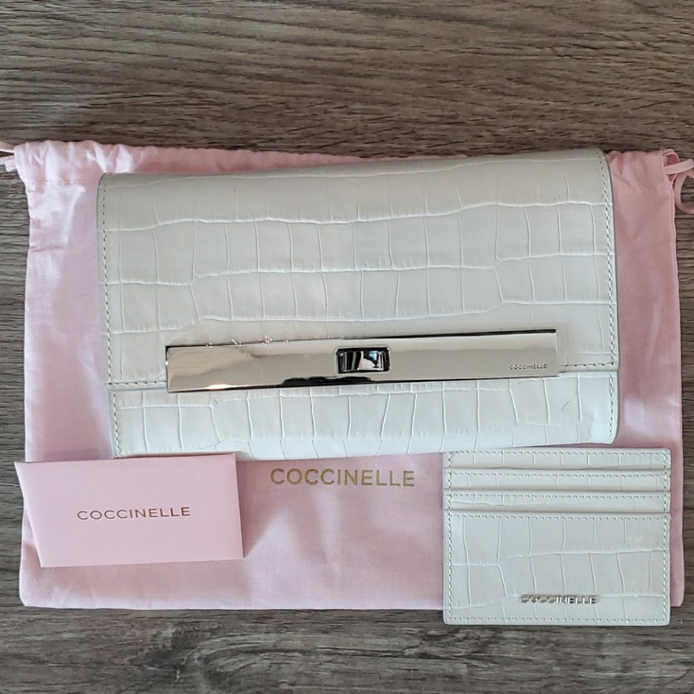BRAND NEW Coccinelle purse / cardholder